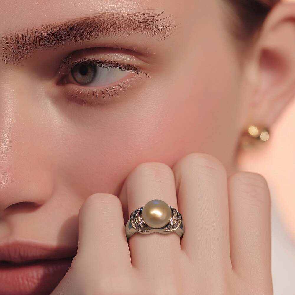 Beautiful 925 Sterling Silver Pearl Statement Ring Size 6
